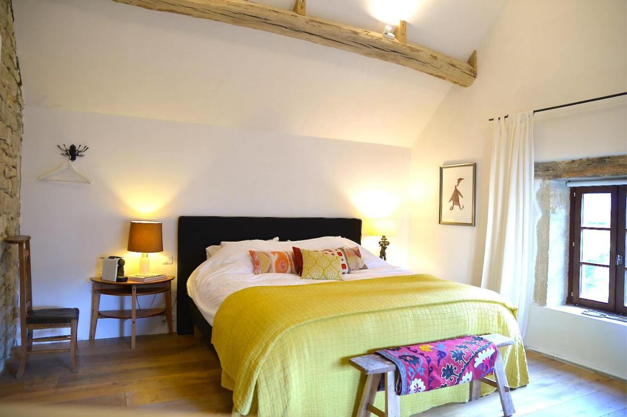 La Cour Des Delices Bed & Breakfast Gigny  ภายนอก รูปภาพ