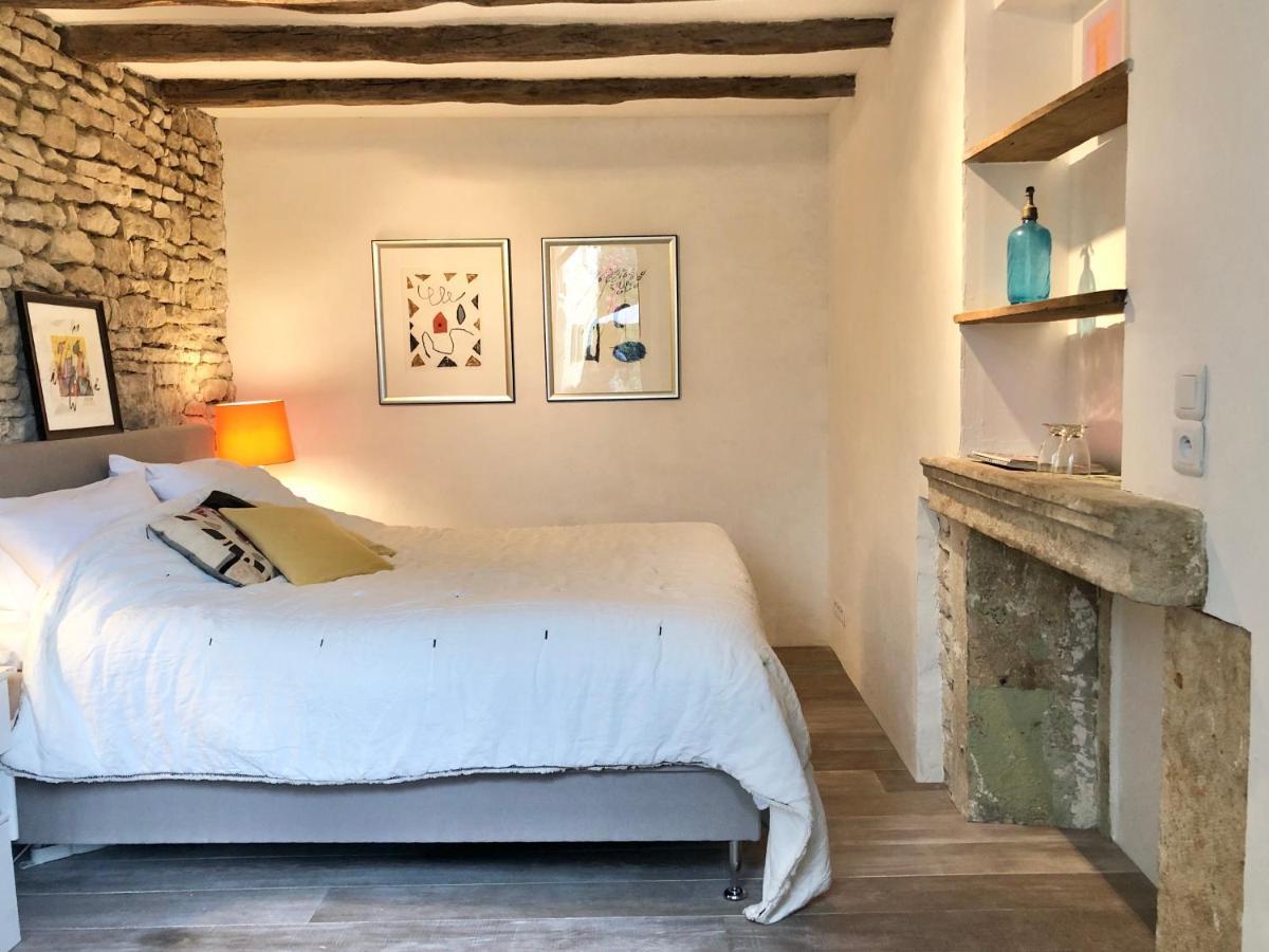 La Cour Des Delices Bed & Breakfast Gigny  ภายนอก รูปภาพ