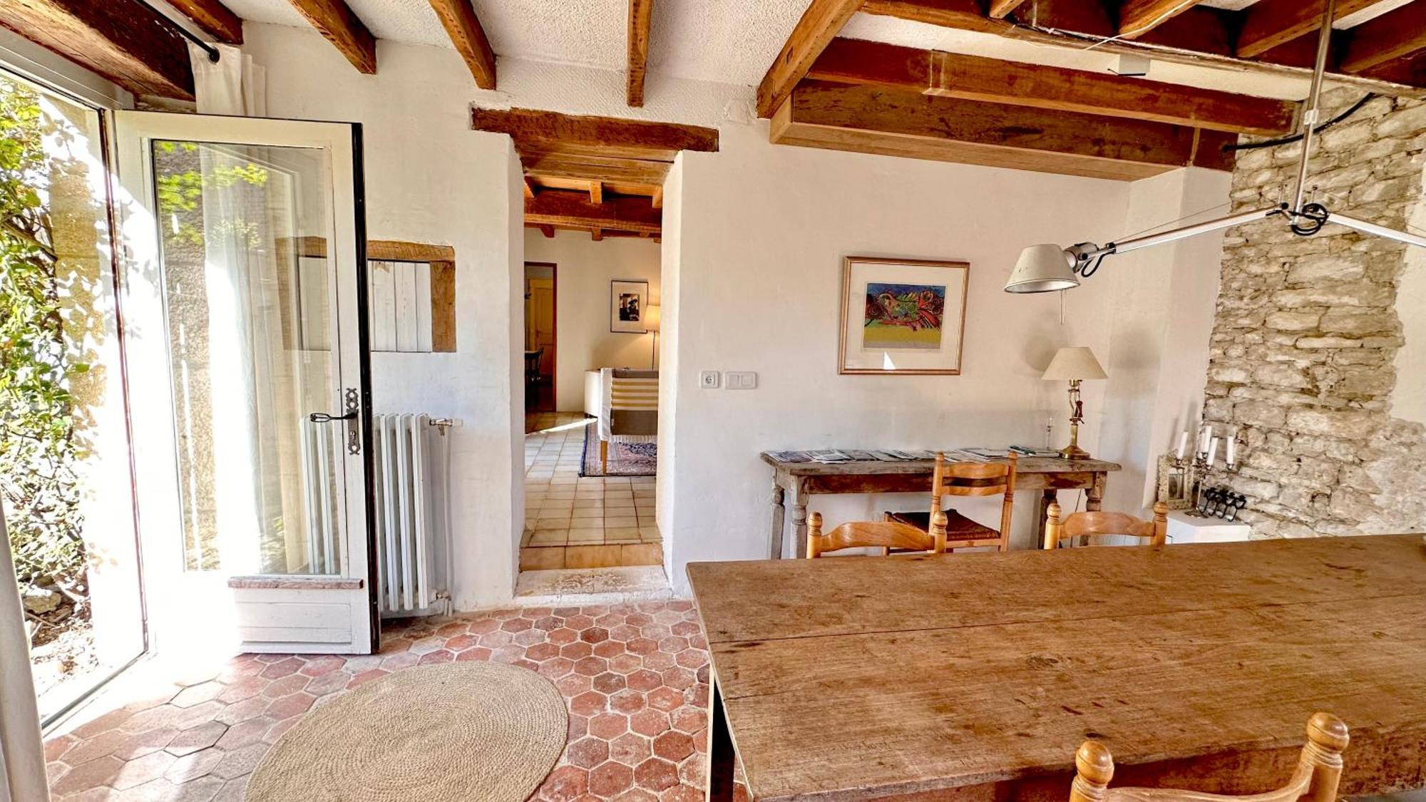 La Cour Des Delices Bed & Breakfast Gigny  ภายนอก รูปภาพ